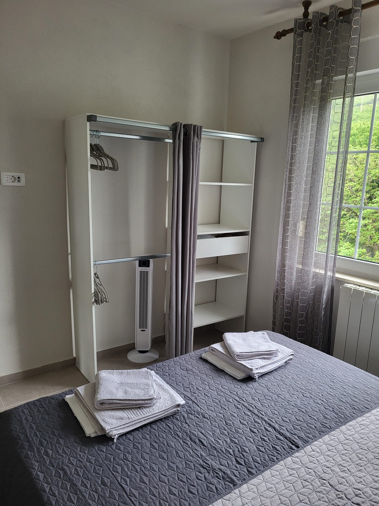 Apartment 4 — 6
